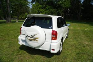 2000 Toyota RAV4 J 4WD Exterior 12