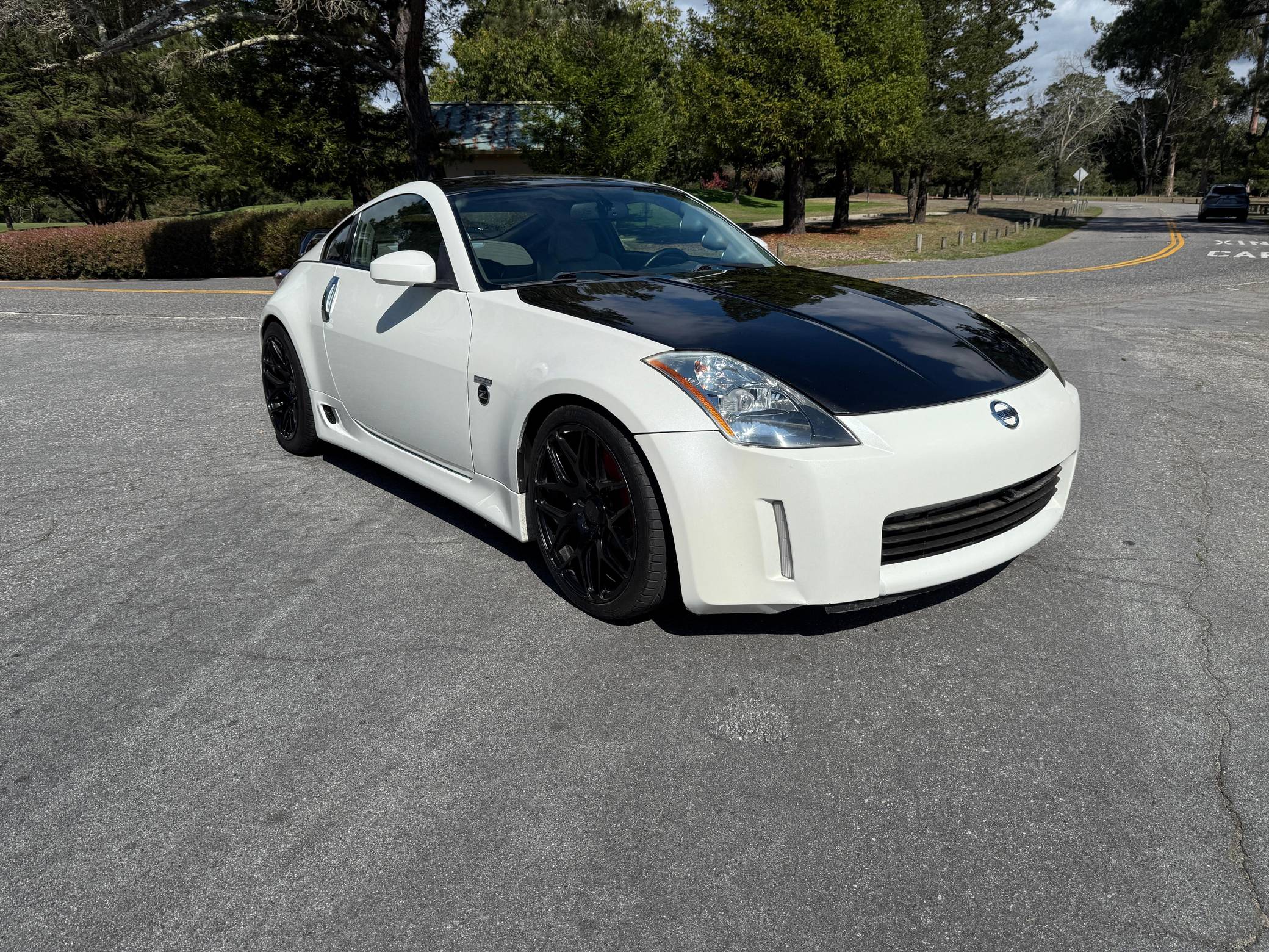 2003 Nissan 350Z Touring Coupe Exterior 18