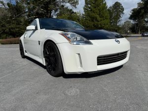2003 Nissan 350Z Touring Coupe Exterior 19