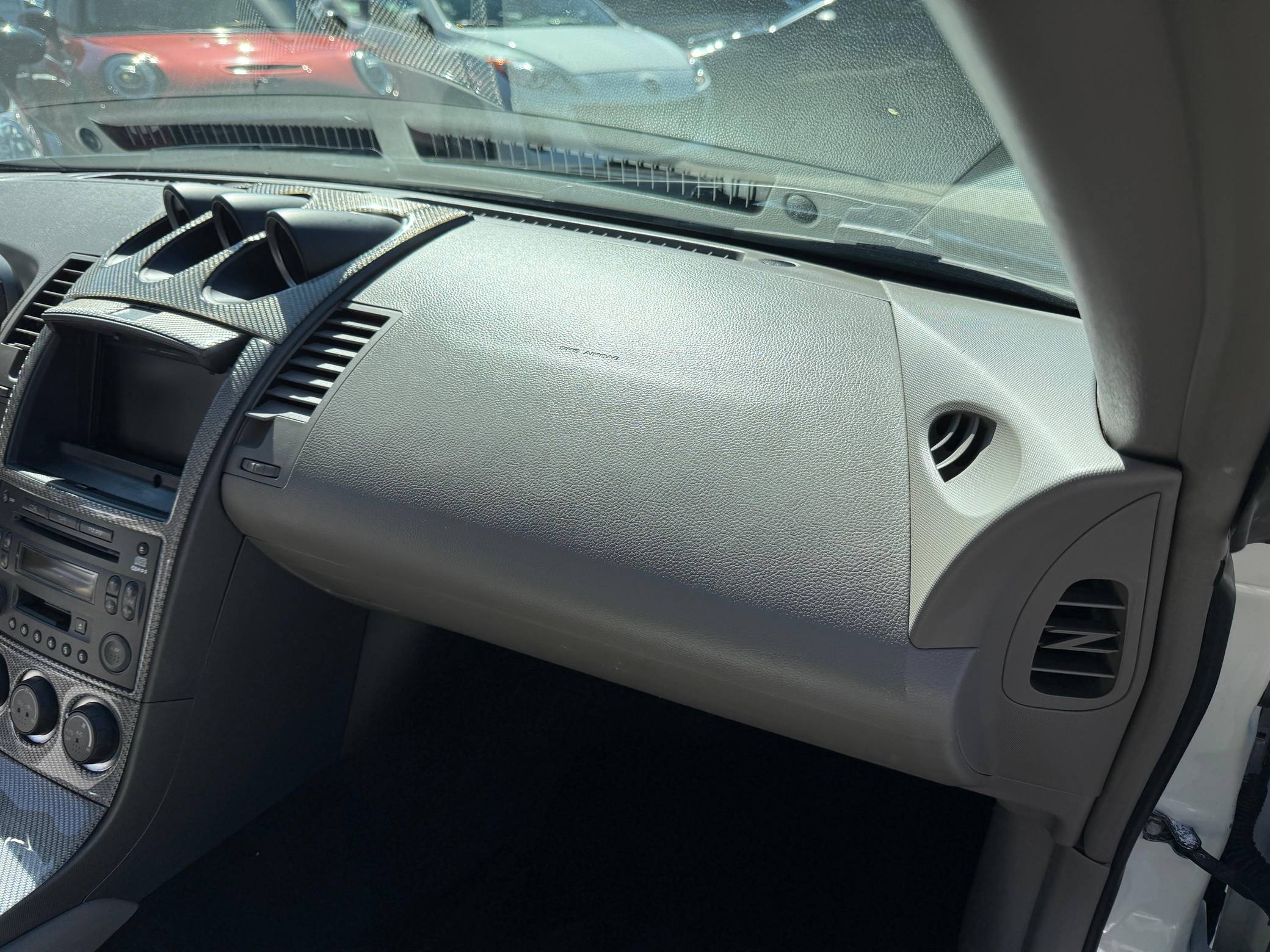 2003 Nissan 350Z Touring Coupe Interior 10
