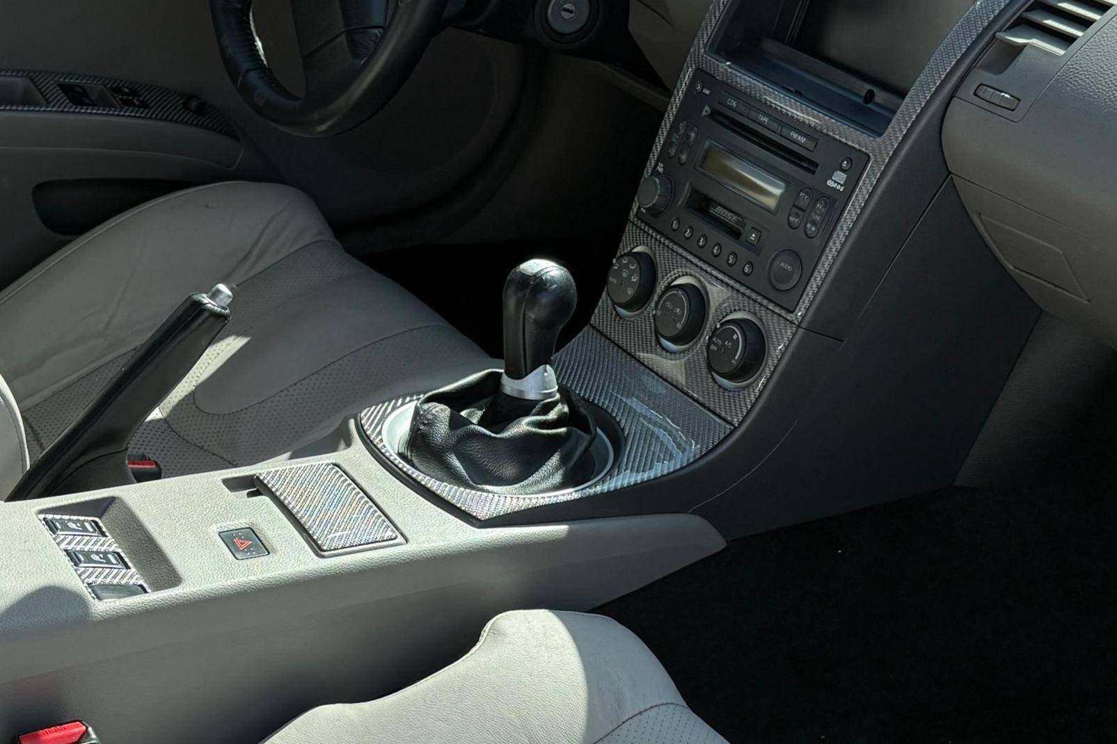 2003 Nissan 350Z Touring Coupe Interior 3