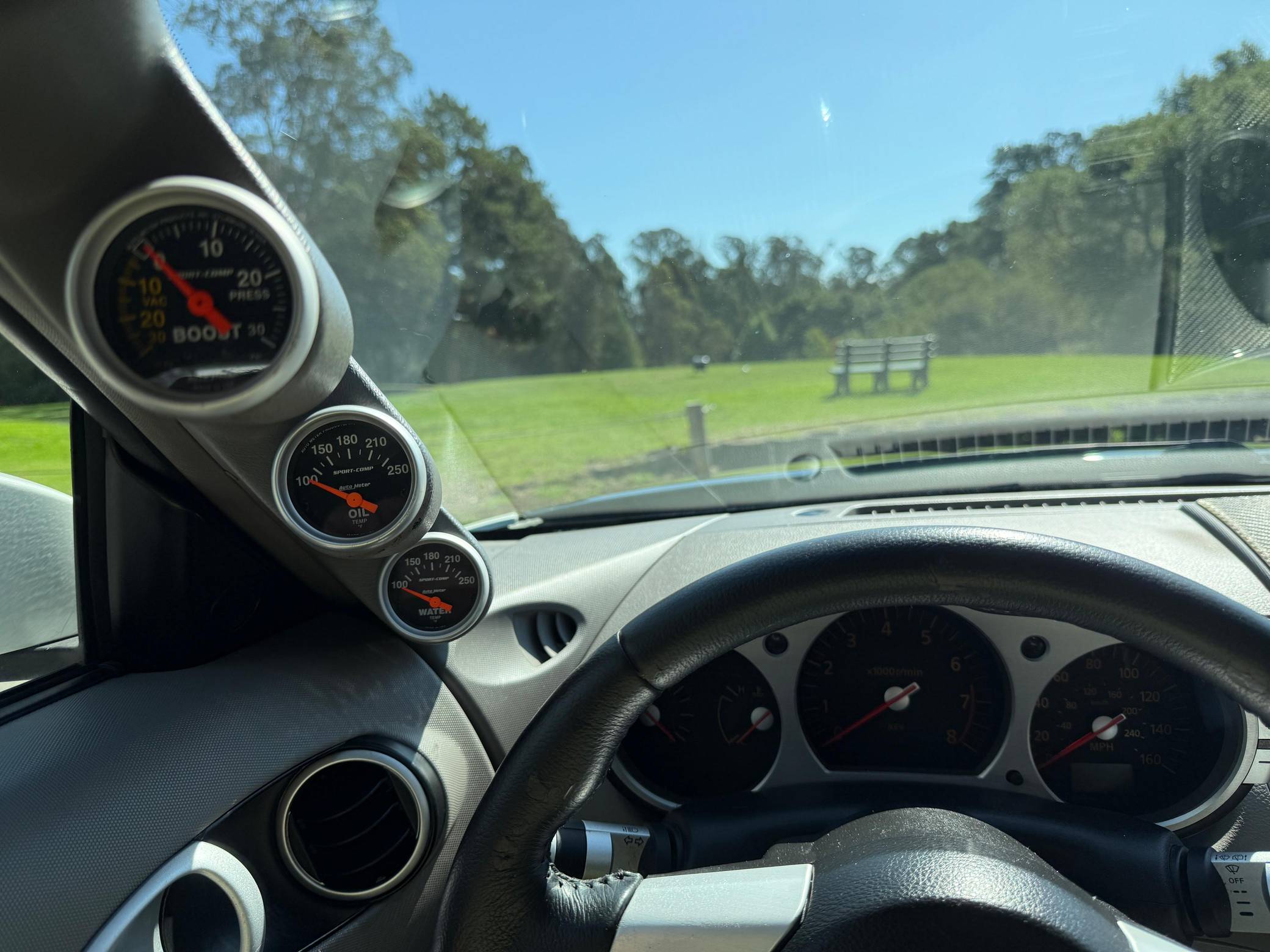 2003 Nissan 350Z Touring Coupe Interior 8
