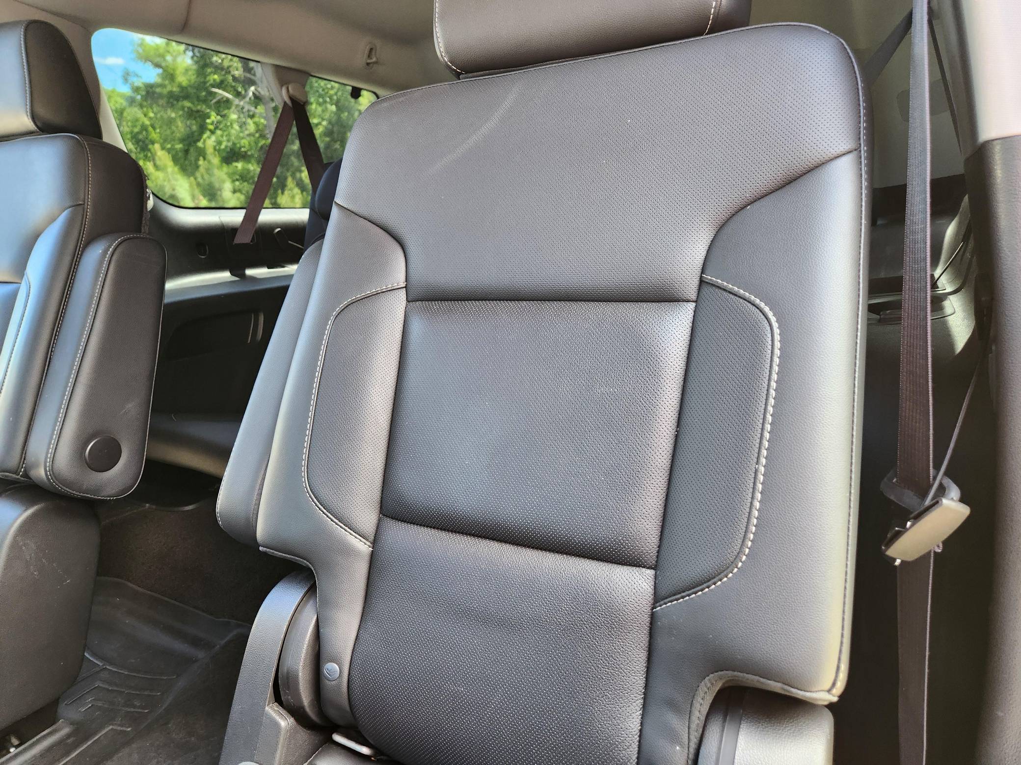2015 Chevrolet Suburban LTZ Callaway SC480 4x4 Interior 11