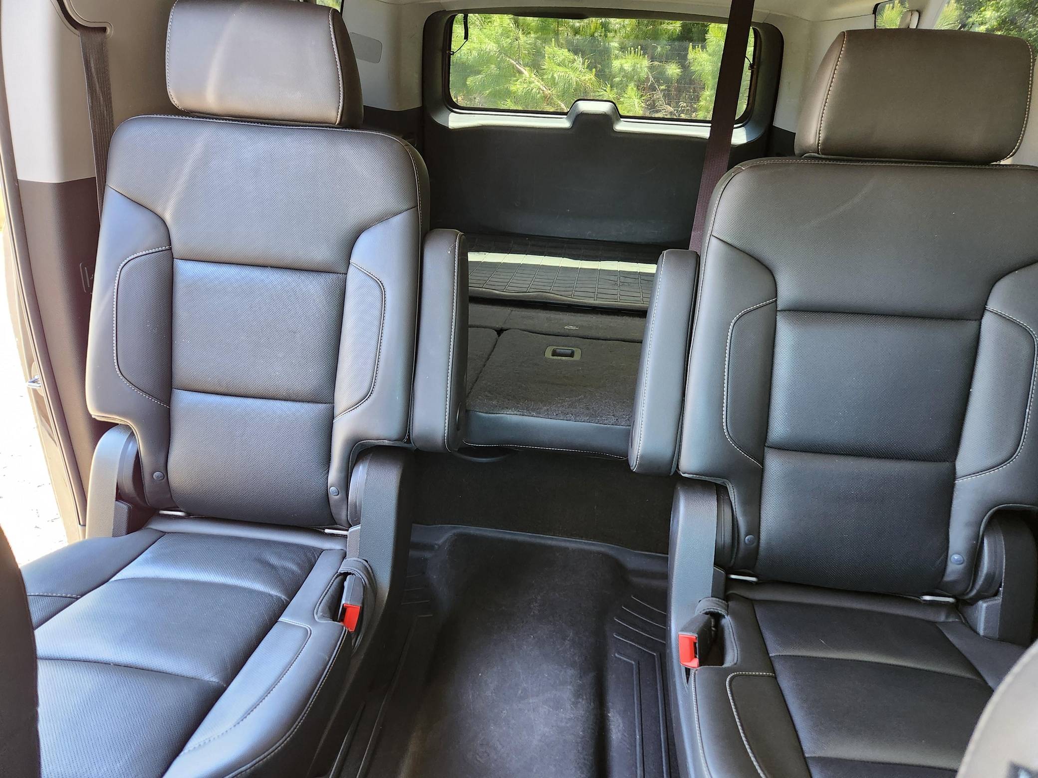 2015 Chevrolet Suburban LTZ Callaway SC480 4x4 Interior 13