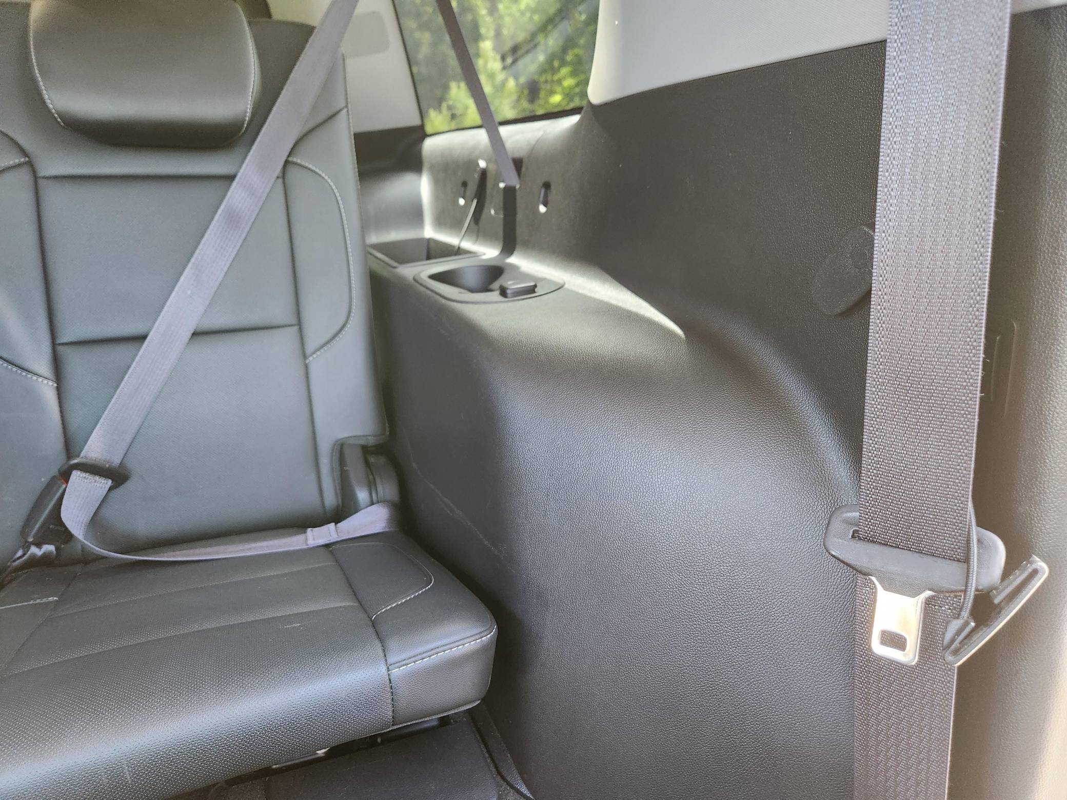 2015 Chevrolet Suburban LTZ Callaway SC480 4x4 Interior 17