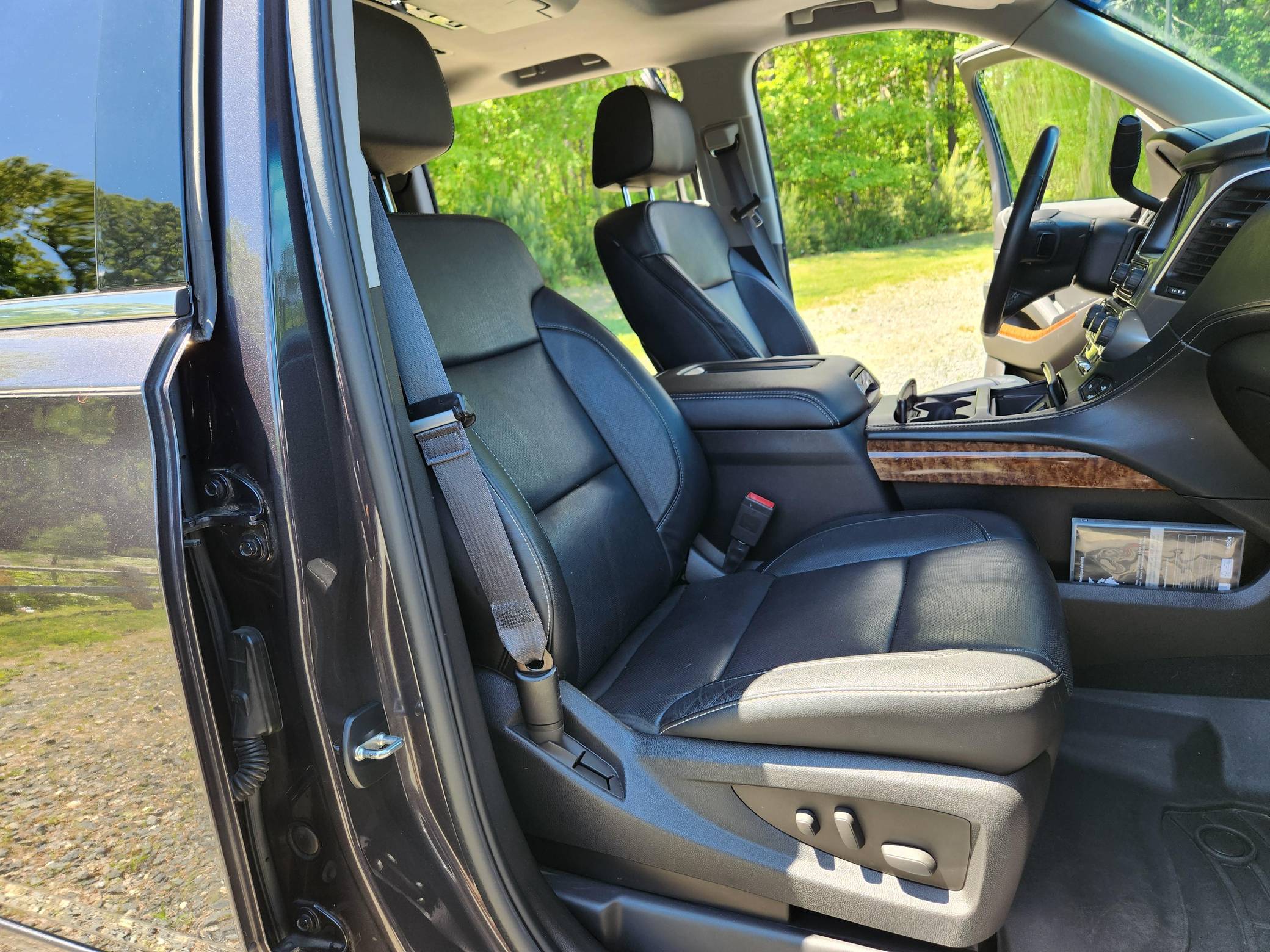 2015 Chevrolet Suburban LTZ Callaway SC480 4x4 Interior 7