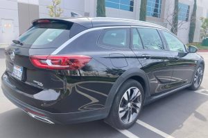 2018 Buick Regal TourX Exterior 4