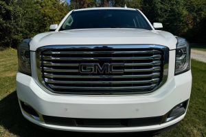 2018 GMC Yukon SLT 4×4 Exterior 2