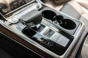 2019 Audi Q8 Interior 14