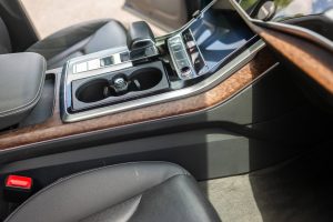 2019 Audi Q8 Interior 17