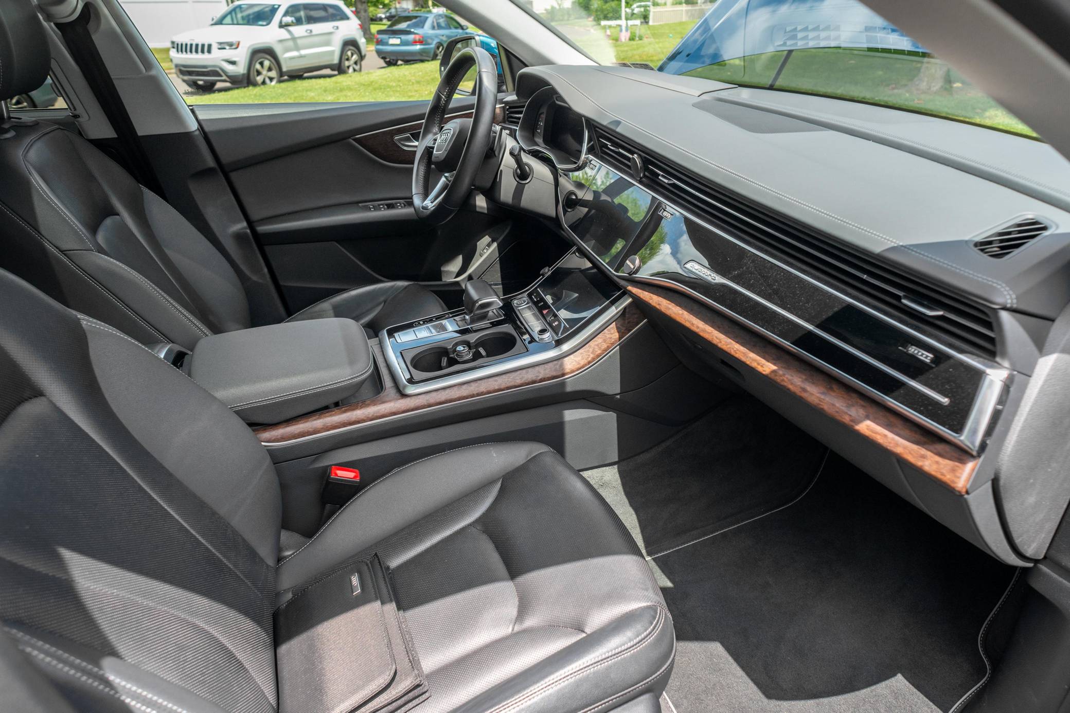 2019 Audi Q8 Interior 20
