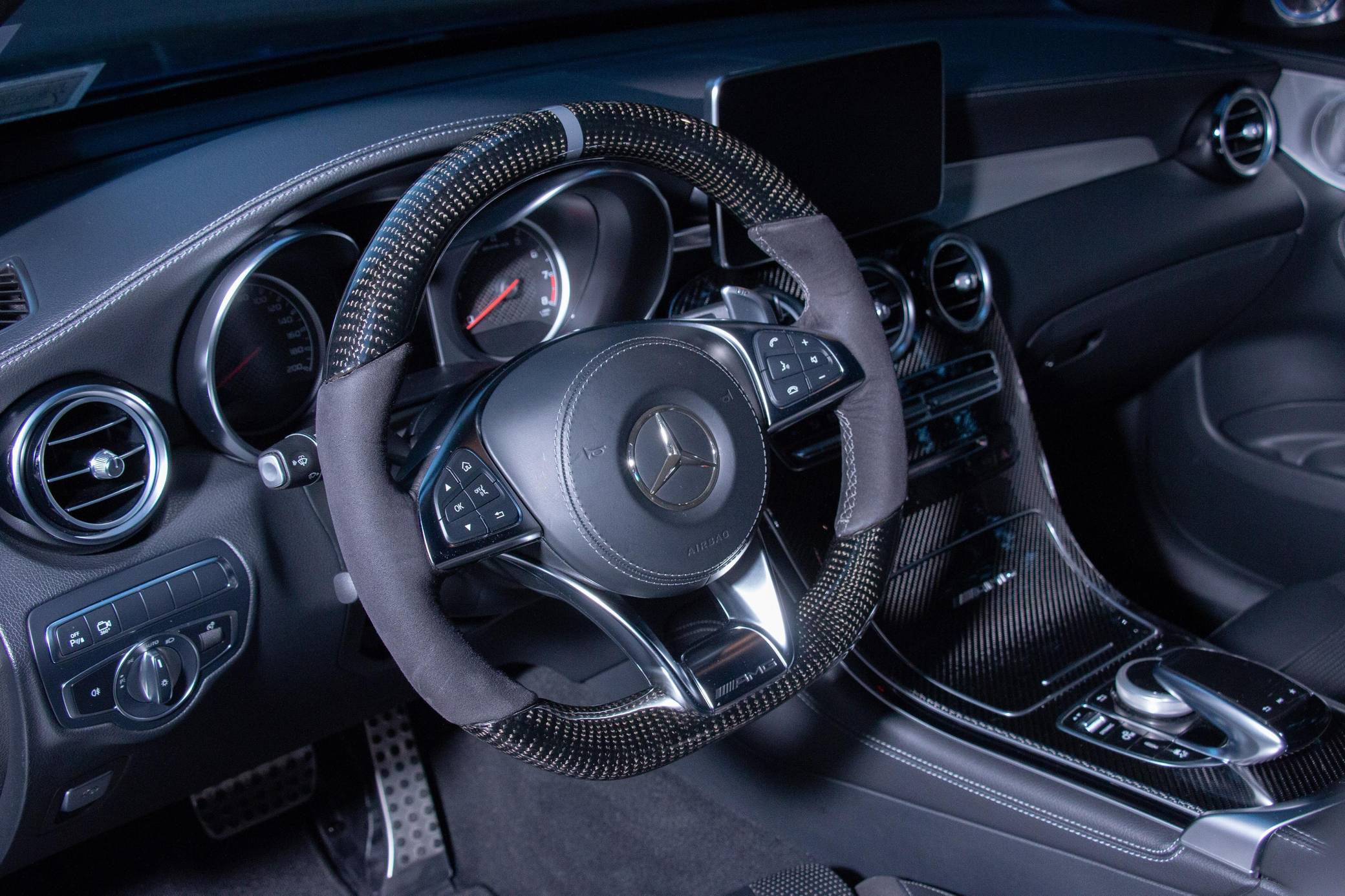 2019 Mercedes-AMG GLC 63 Interior 8