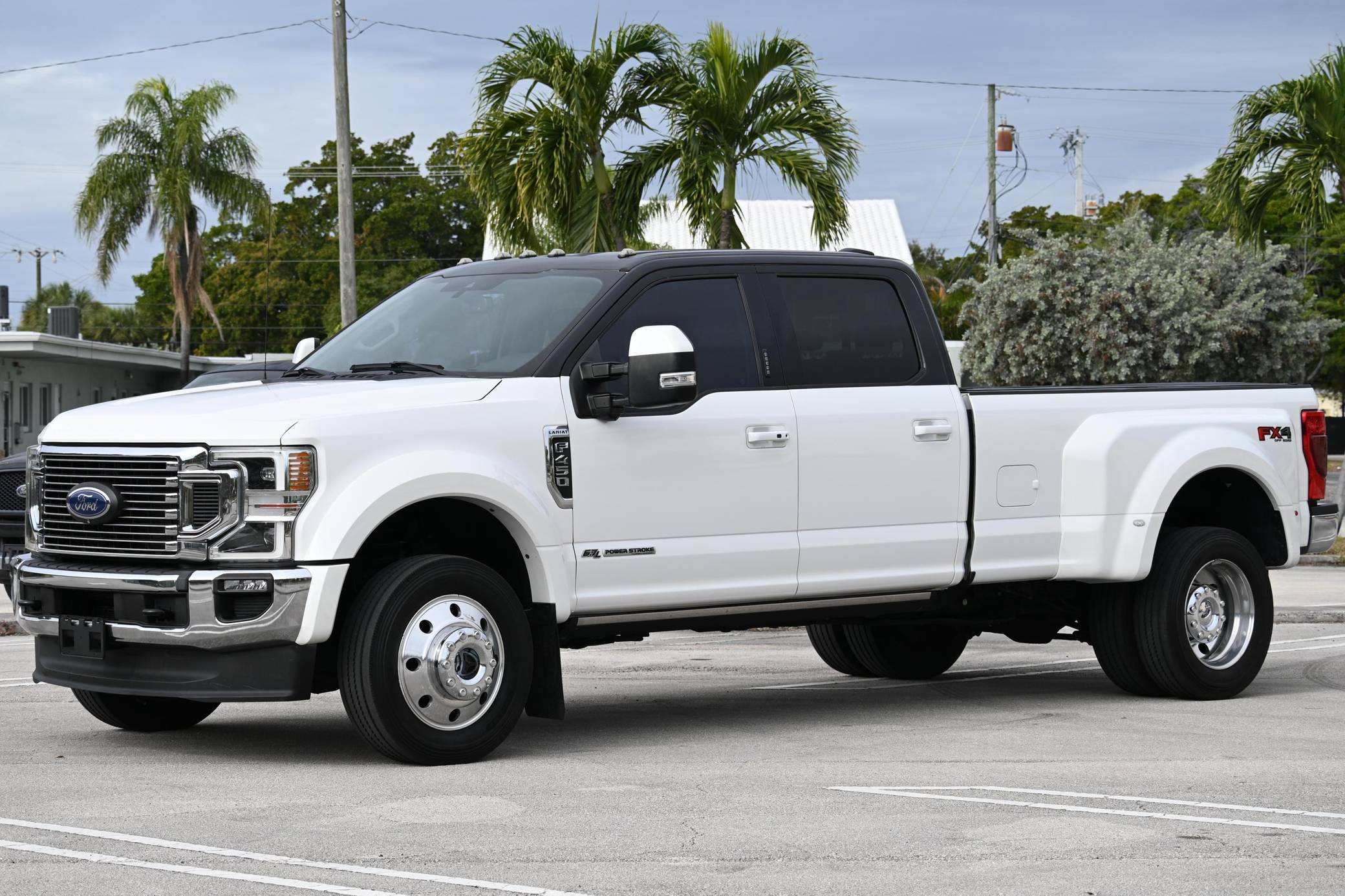 2020 Ford F-450 Super Duty Lariat 4x4 Exterior 3