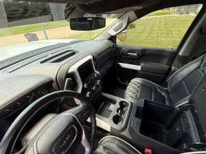 2020 GMC Sierra 1500 Elevation Edition 4×4 Interior 16