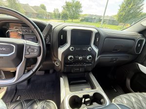 2020 GMC Sierra 1500 Elevation Edition 4×4 Interior 17