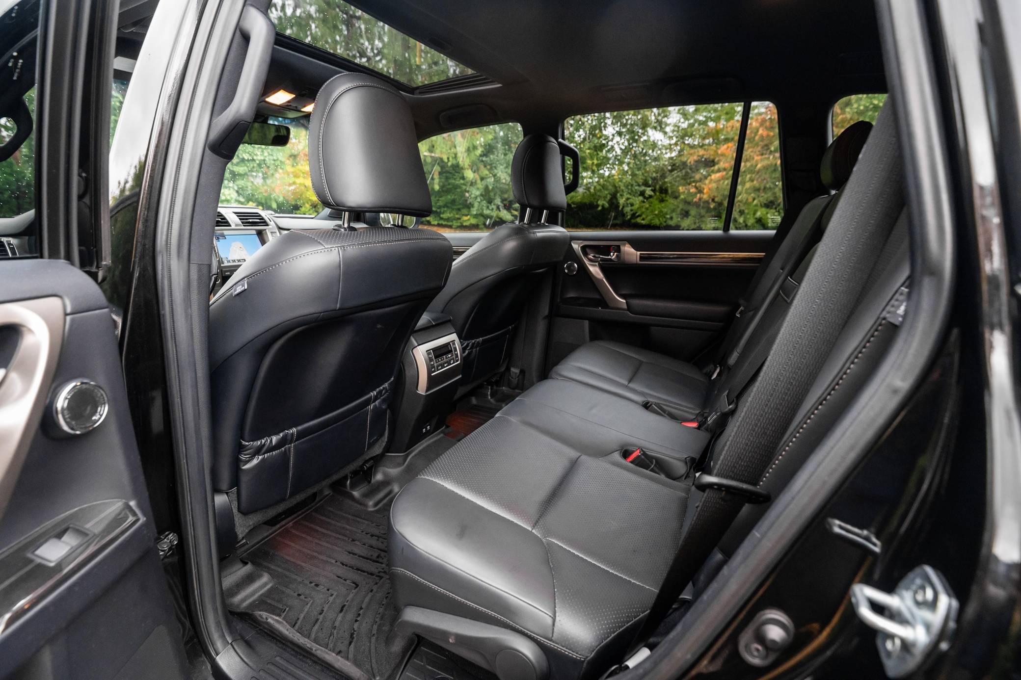 2020 Lexus GX 460 Interior 8