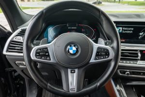 2022 BMW X5 M50i Interior 1