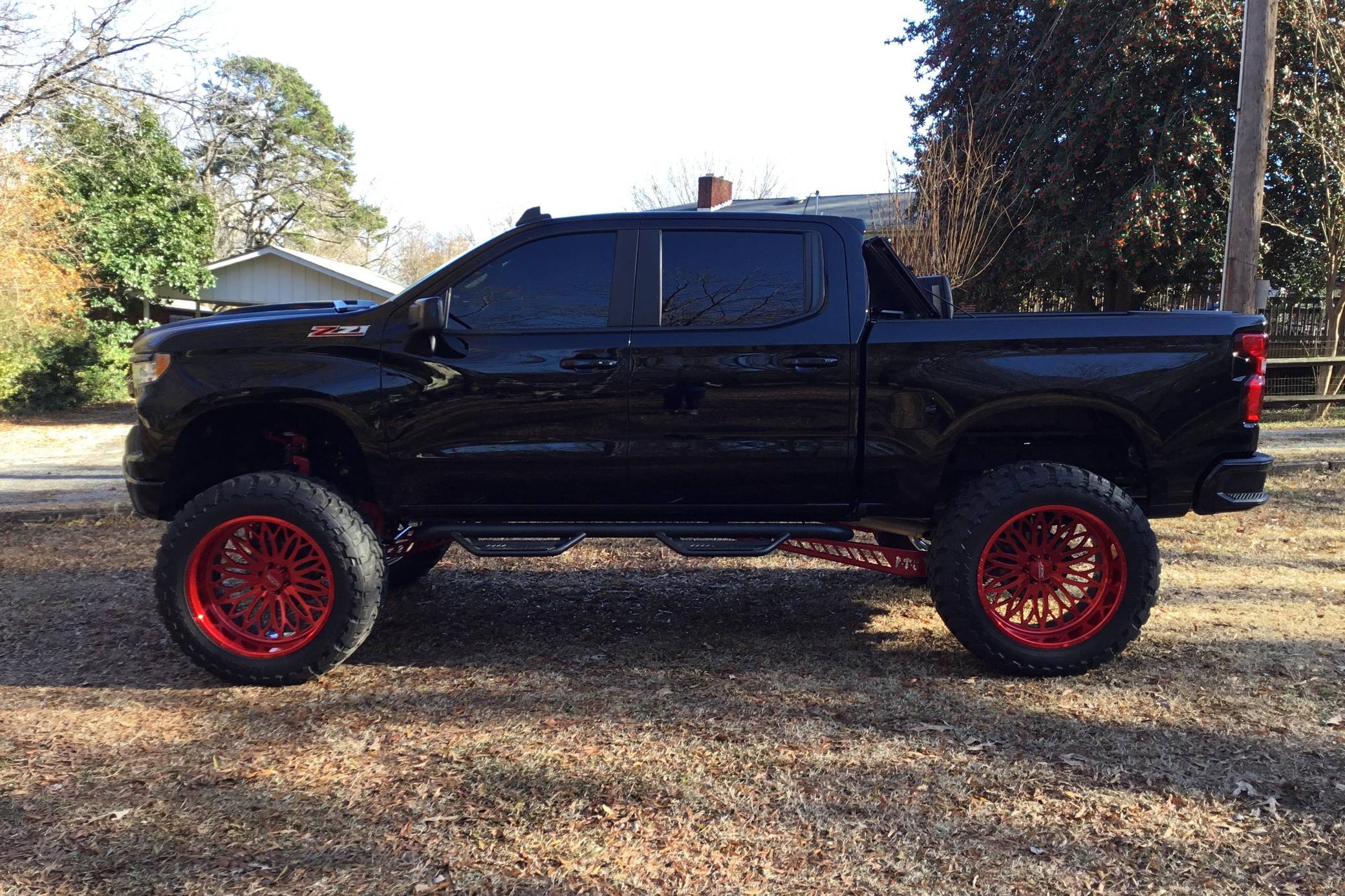 2022 Chevrolet Silverado 1500 LT Trail Boss 4x4 Exterior 3
