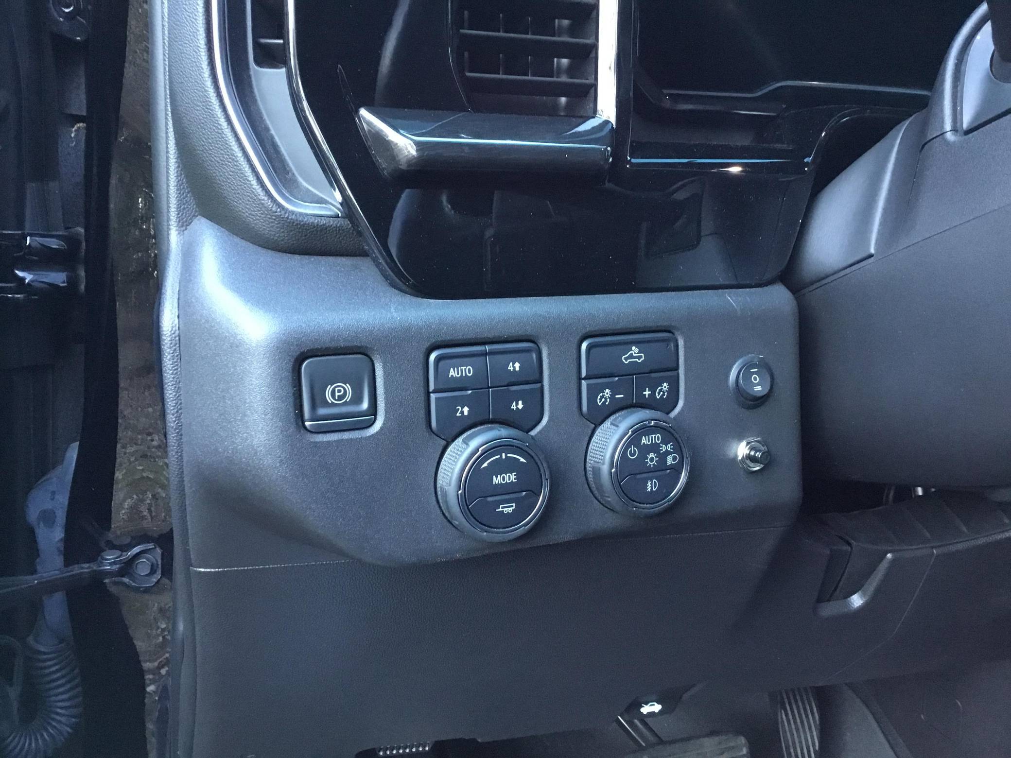 2022 Chevrolet Silverado 1500 LT Trail Boss 4x4 Interior 17