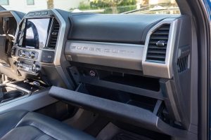 2022 Ford F-250 Super Duty Platinum Tremor 4×4 Interior 20