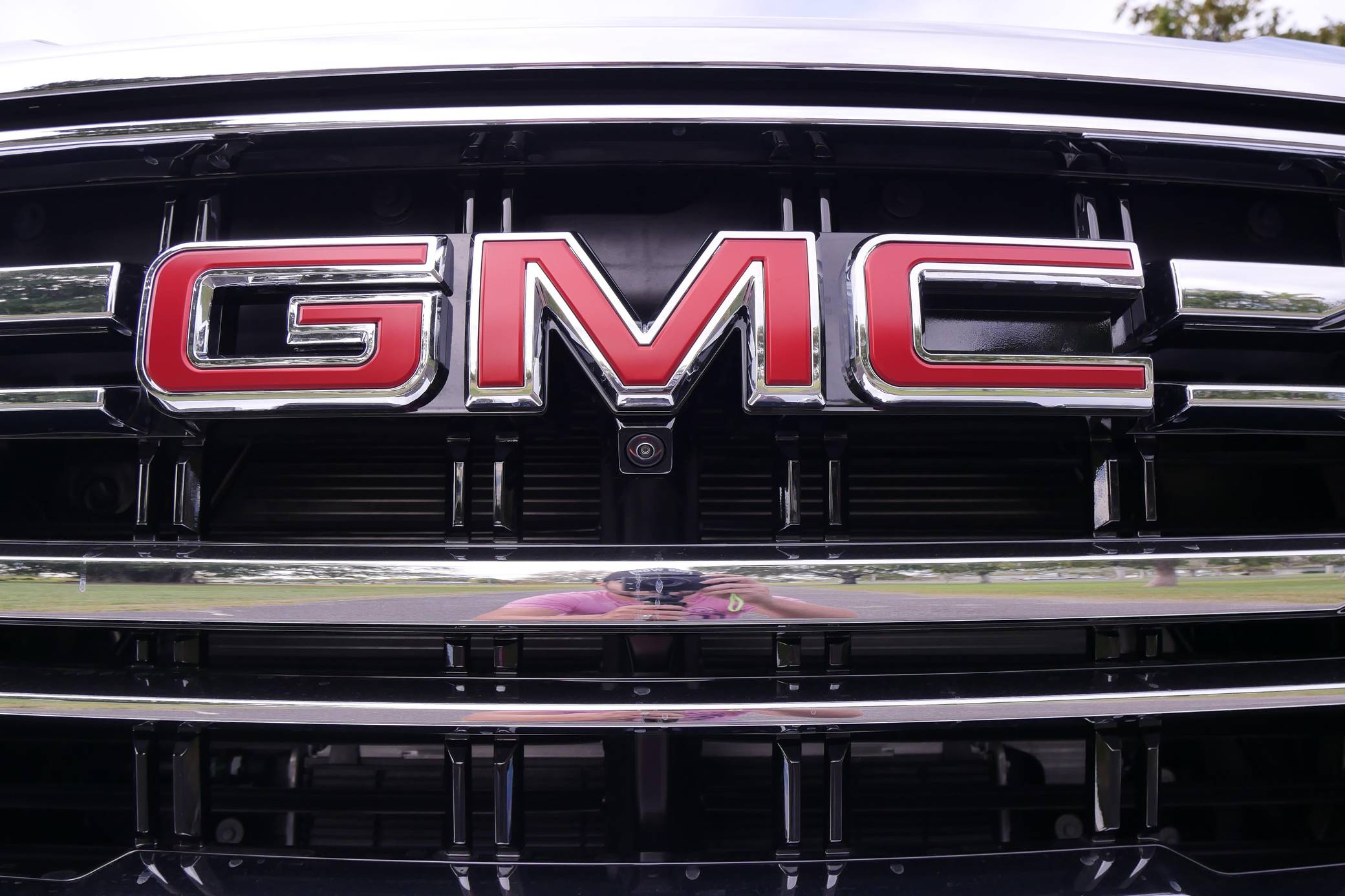 2022 GMC Yukon XL SLT 4x4 Exterior 11