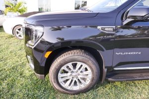 2022 GMC Yukon XL SLT 4×4 Exterior 12