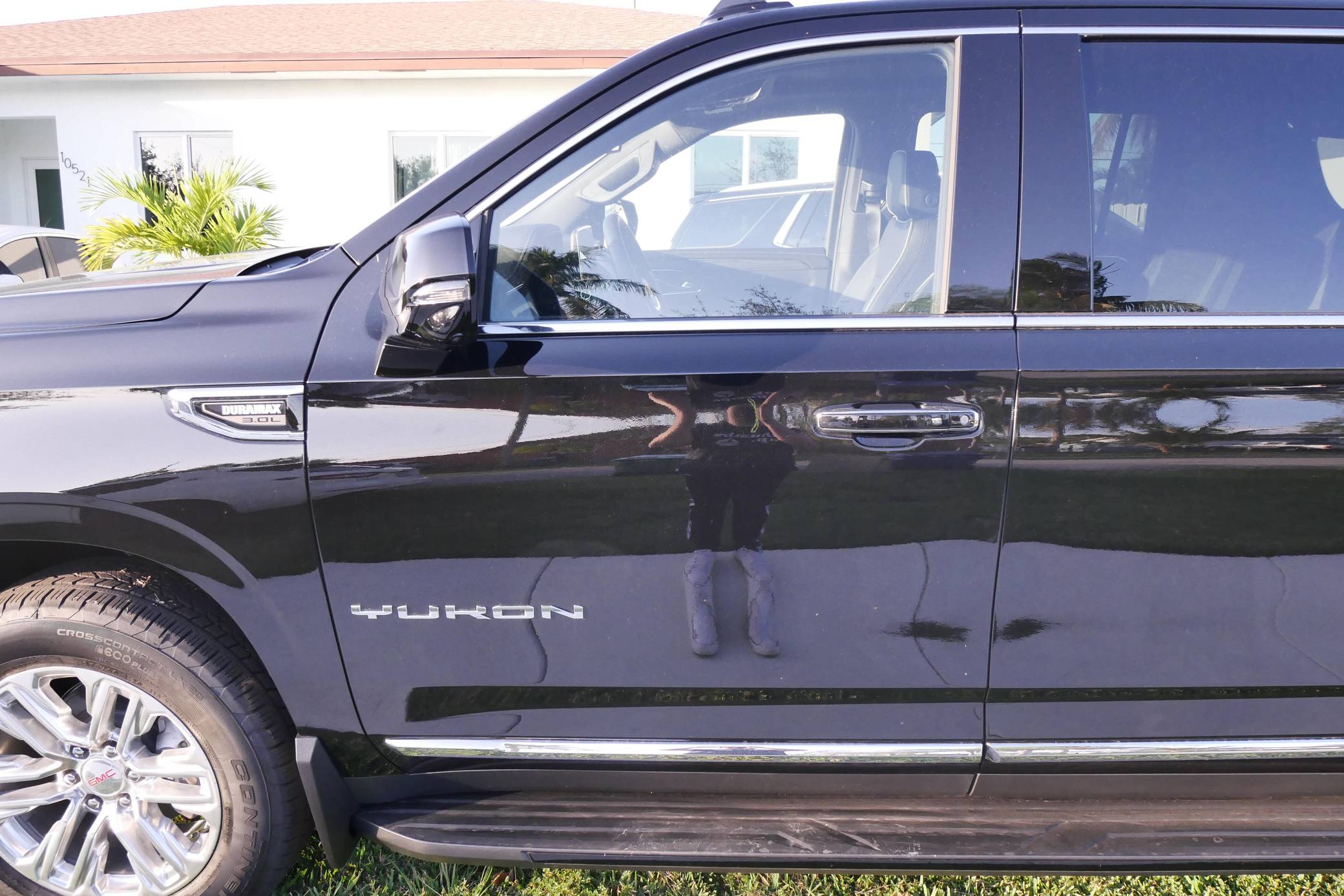 2022 GMC Yukon XL SLT 4x4 Exterior 13