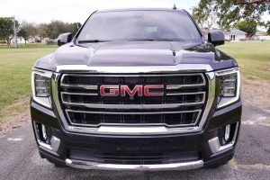 2022 GMC Yukon XL SLT 4×4 Exterior 2
