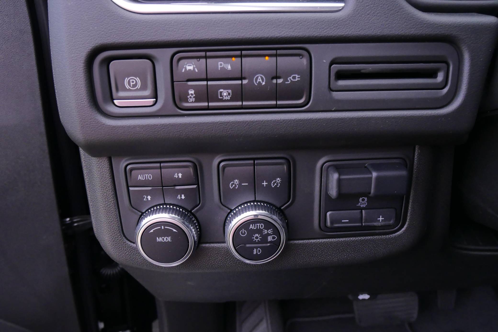 2022 GMC Yukon XL SLT 4x4 Interior 14