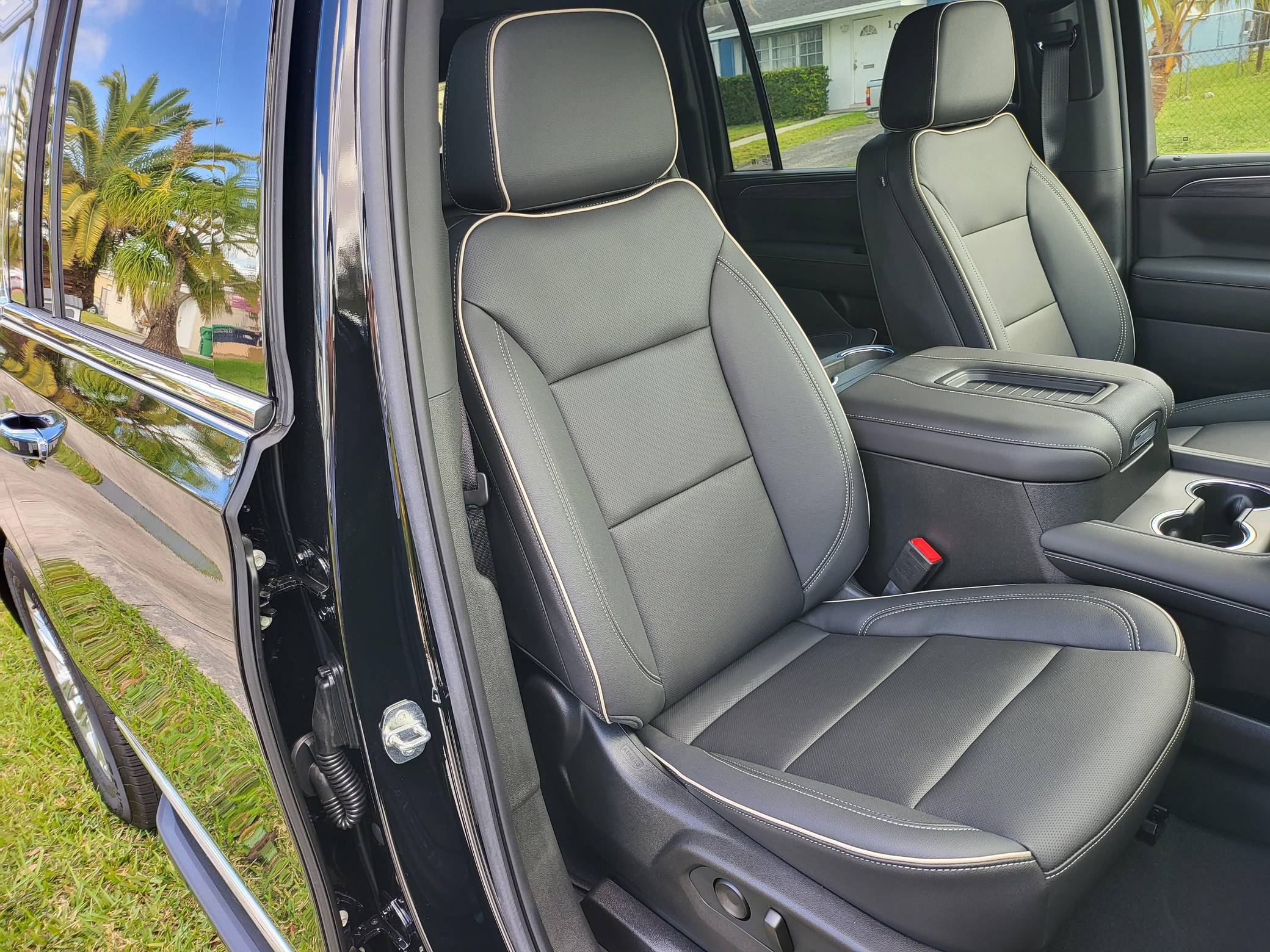 2022 GMC Yukon XL SLT 4x4 Interior 7