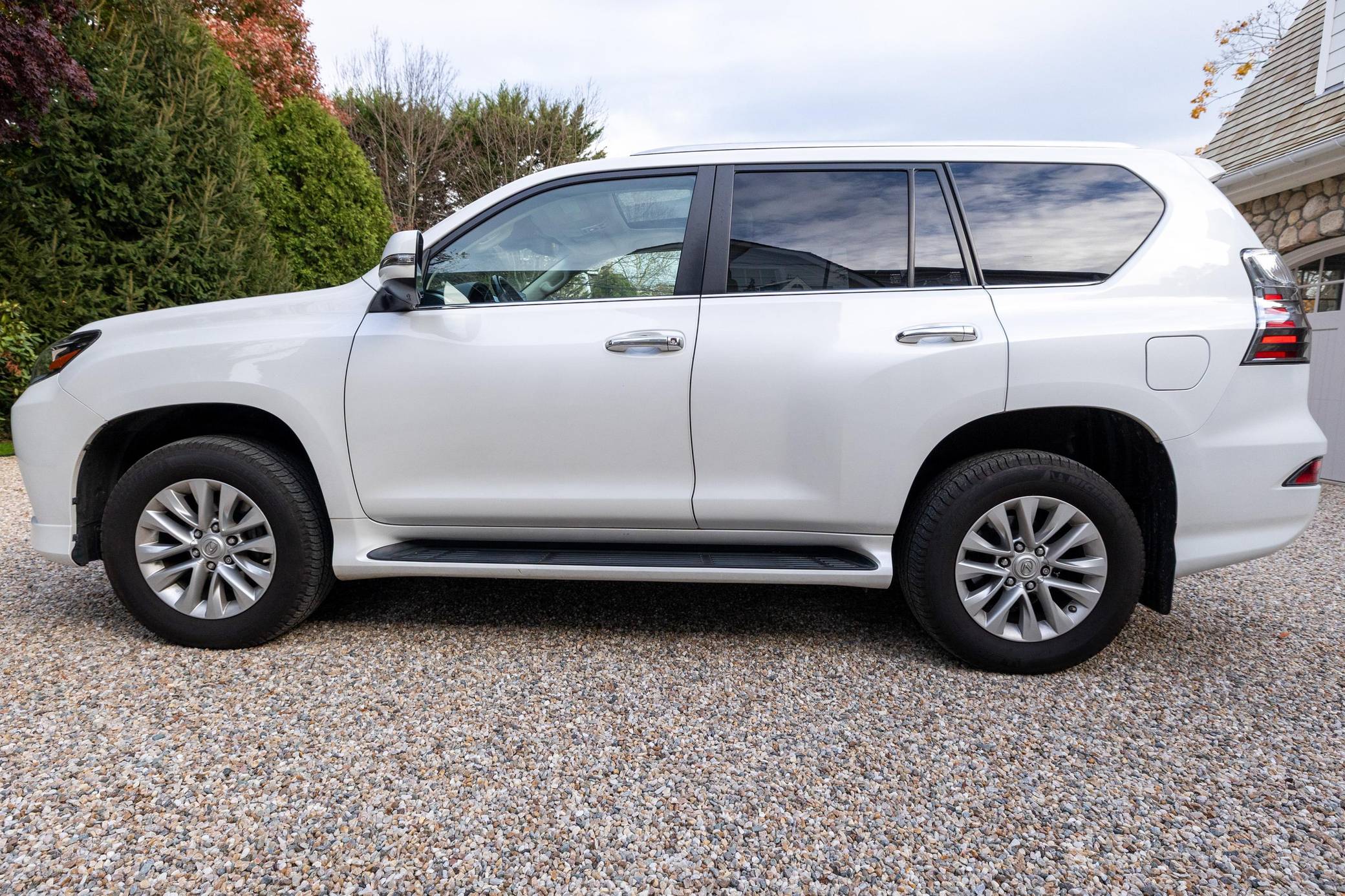 2022 Lexus GX 460 Exterior 9