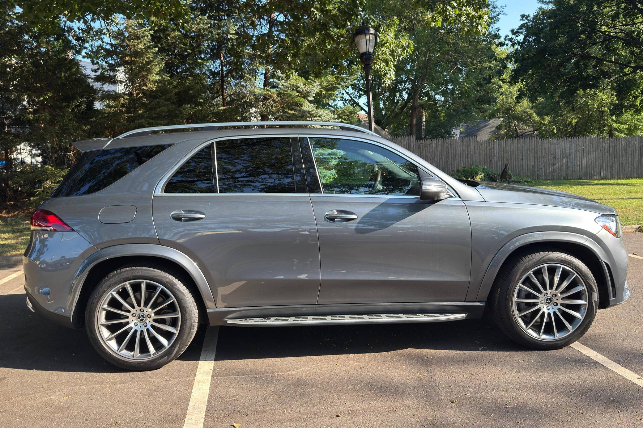2022 Mercedes-Benz GLE450 4Matic Exterior 3