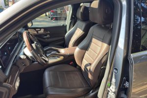 2022 Mercedes-Benz GLE450 4Matic Interior 2