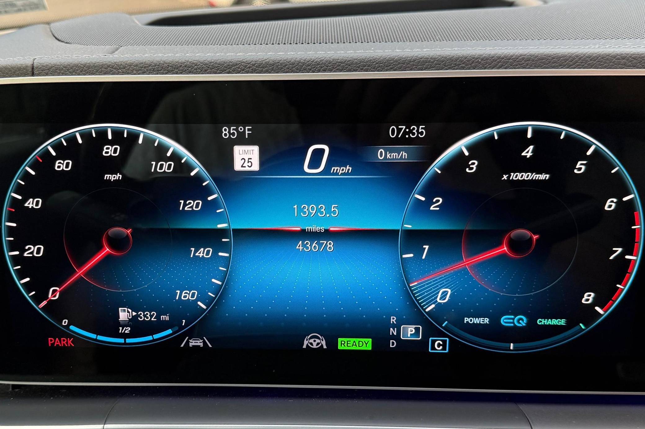 2022 Mercedes-Benz GLE450 4Matic Interior 4