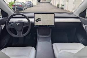 2022 Tesla Model Y Long Range AWD Interior 1