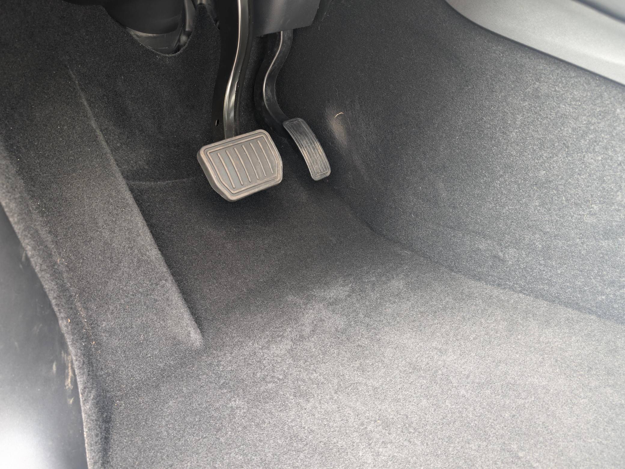 2022 Tesla Model Y Long Range AWD Interior 18