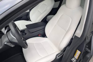 2022 Tesla Model Y Long Range AWD Interior 2