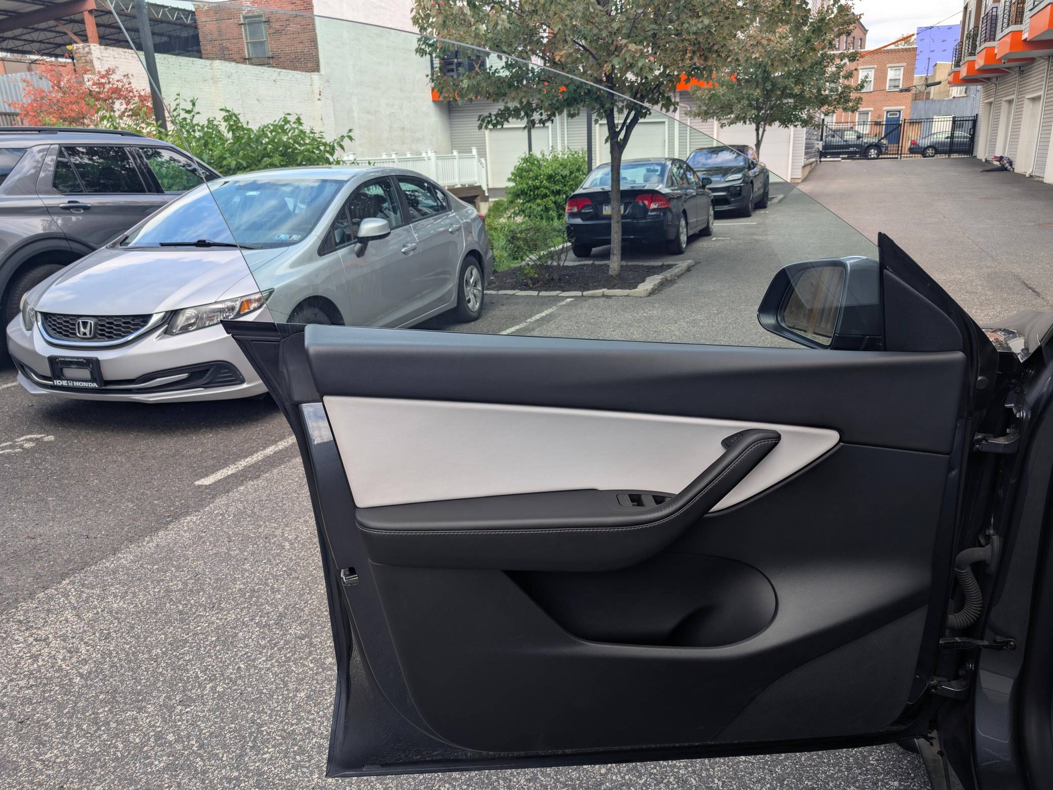 2022 Tesla Model Y Long Range AWD Interior 20