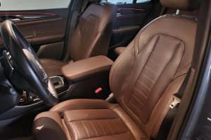 2023 BMW X3 M40i Interior 2