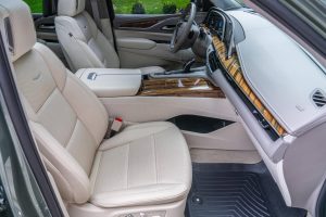 2023 Cadillac Escalade 4WD Sport Platinum Interior 7