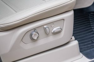 2023 Cadillac Escalade 4WD Sport Platinum Interior 8