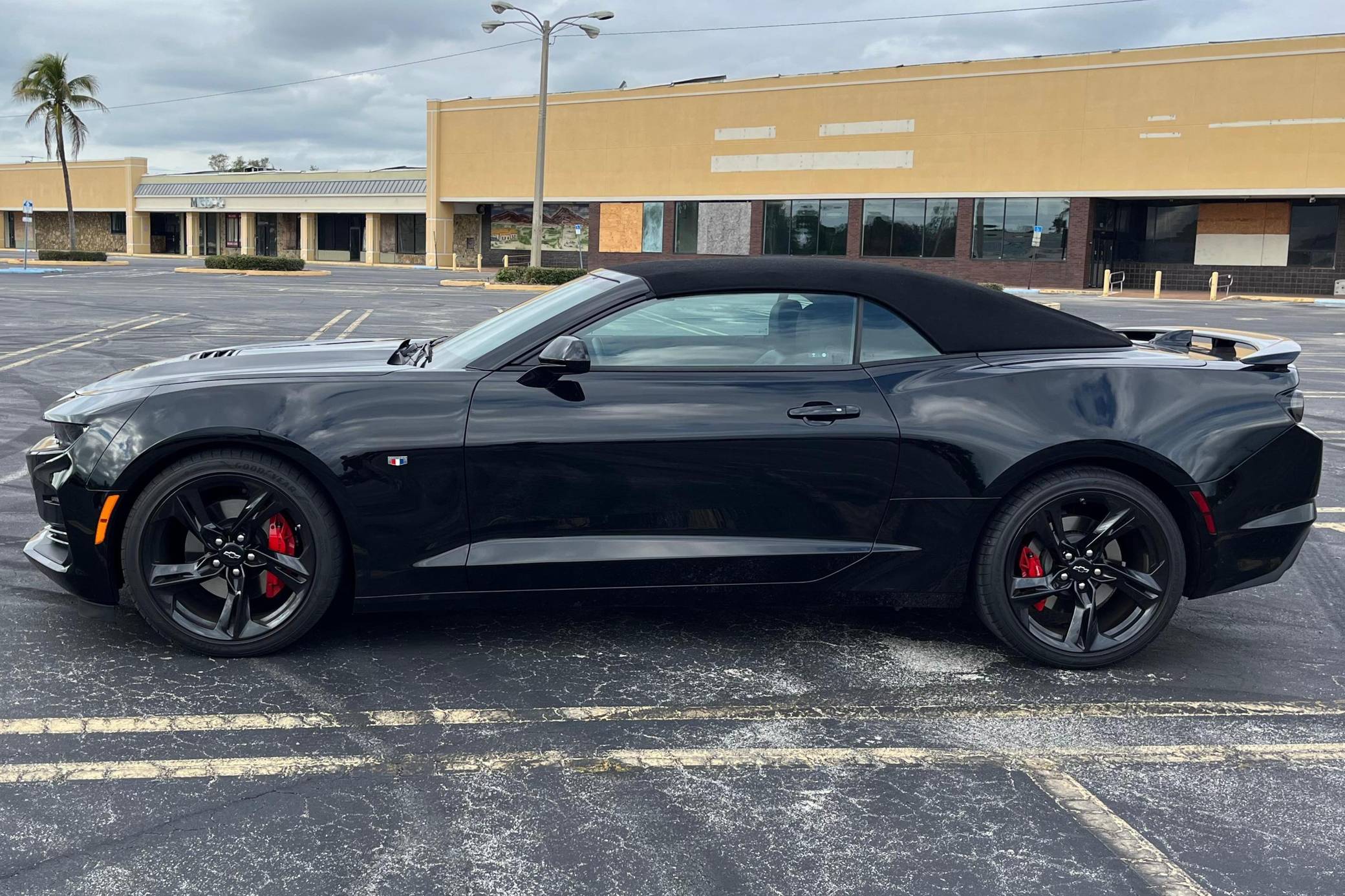 2023 Chevrolet Camaro 2SS Convertible Exterior 12