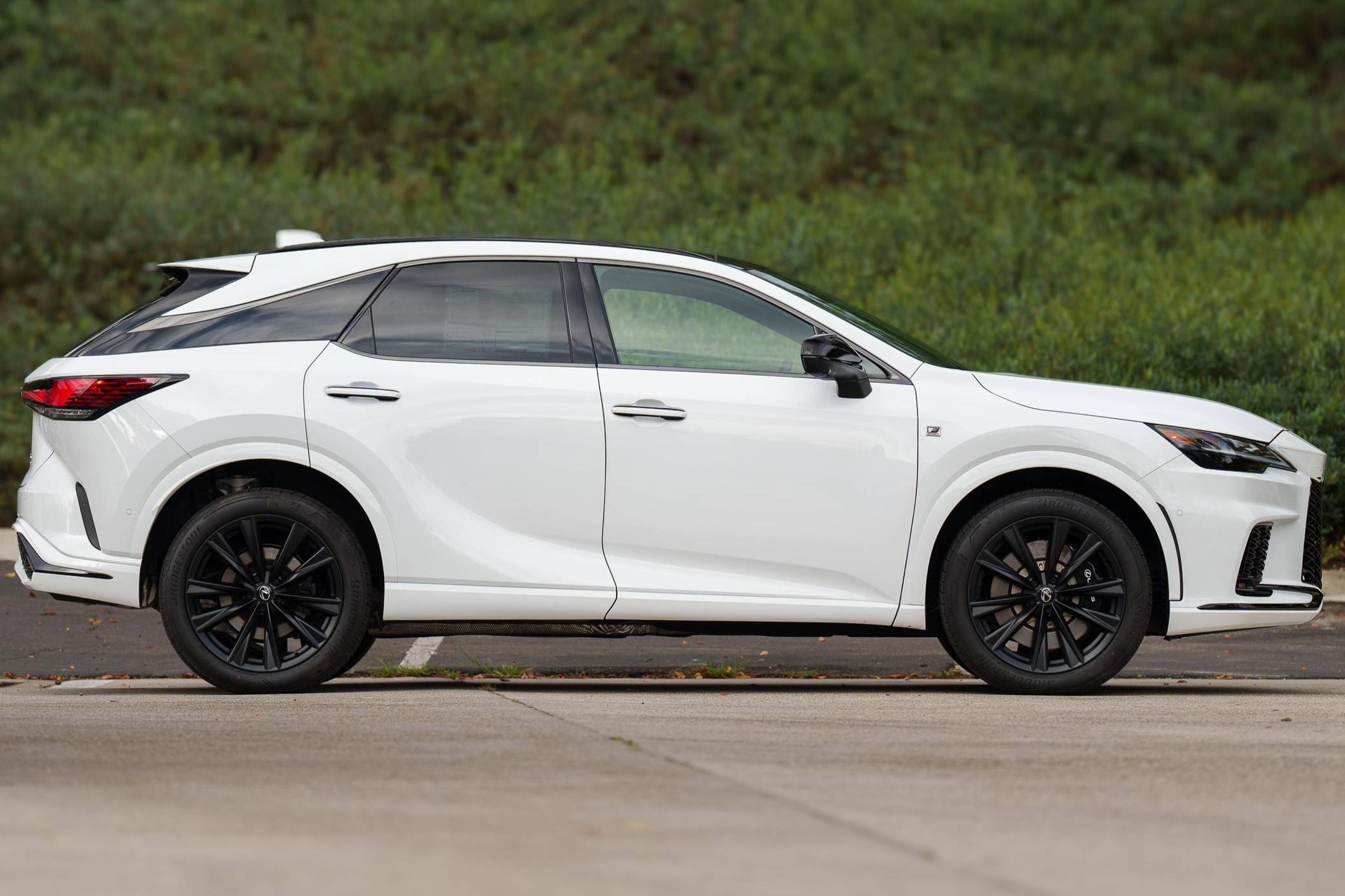 2023 Lexus RX 500h F Sport Performance Exterior 3