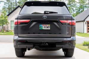 2023 Toyota Sequoia Platinum 4×4 Exterior 5