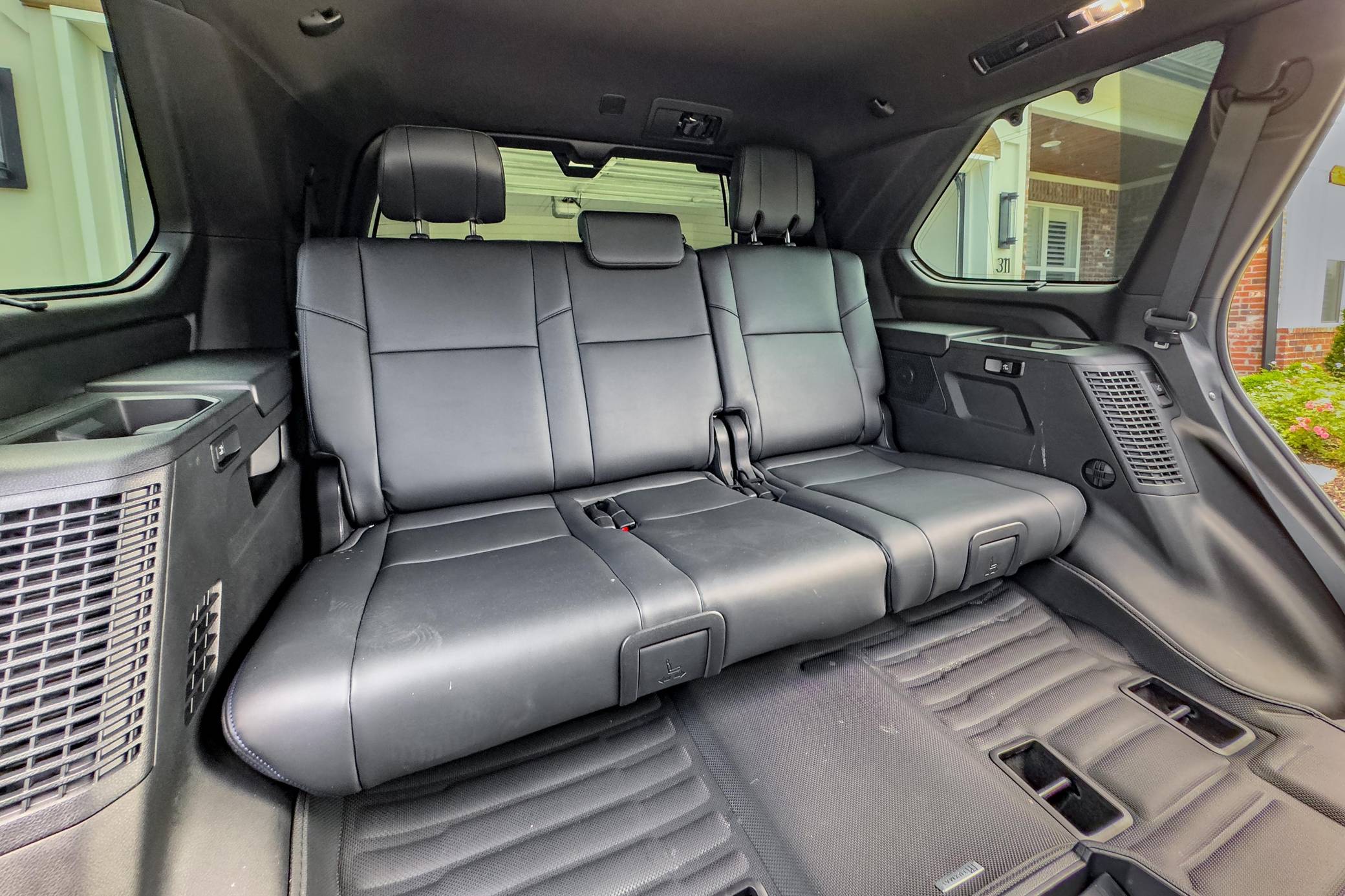 2023 Toyota Sequoia Platinum 4x4 Interior 12