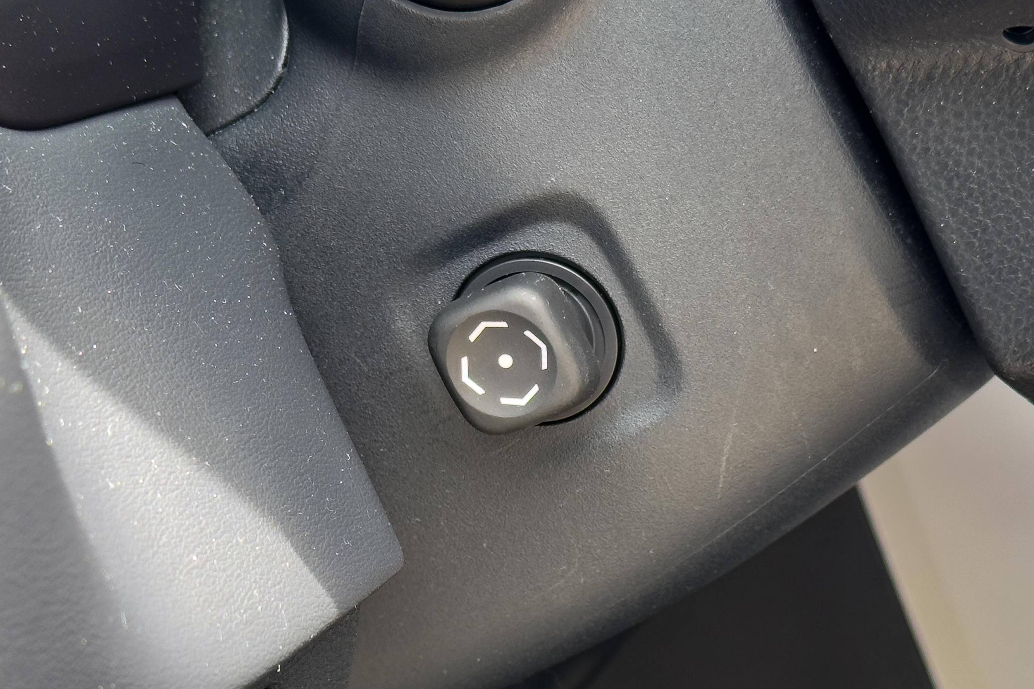 2023 Toyota Sequoia Platinum 4x4 Interior 15
