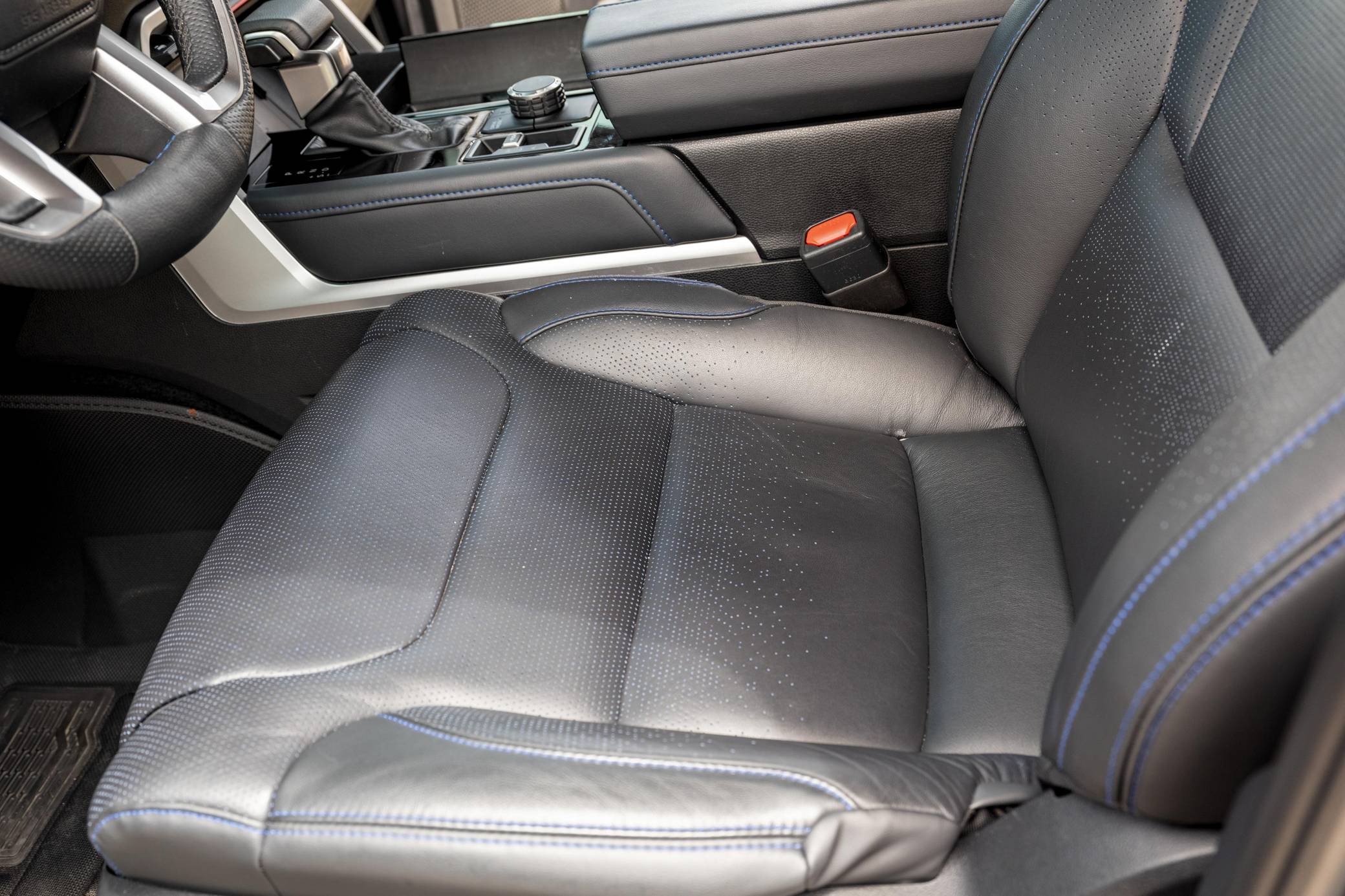 2023 Toyota Sequoia Platinum 4x4 Interior 6
