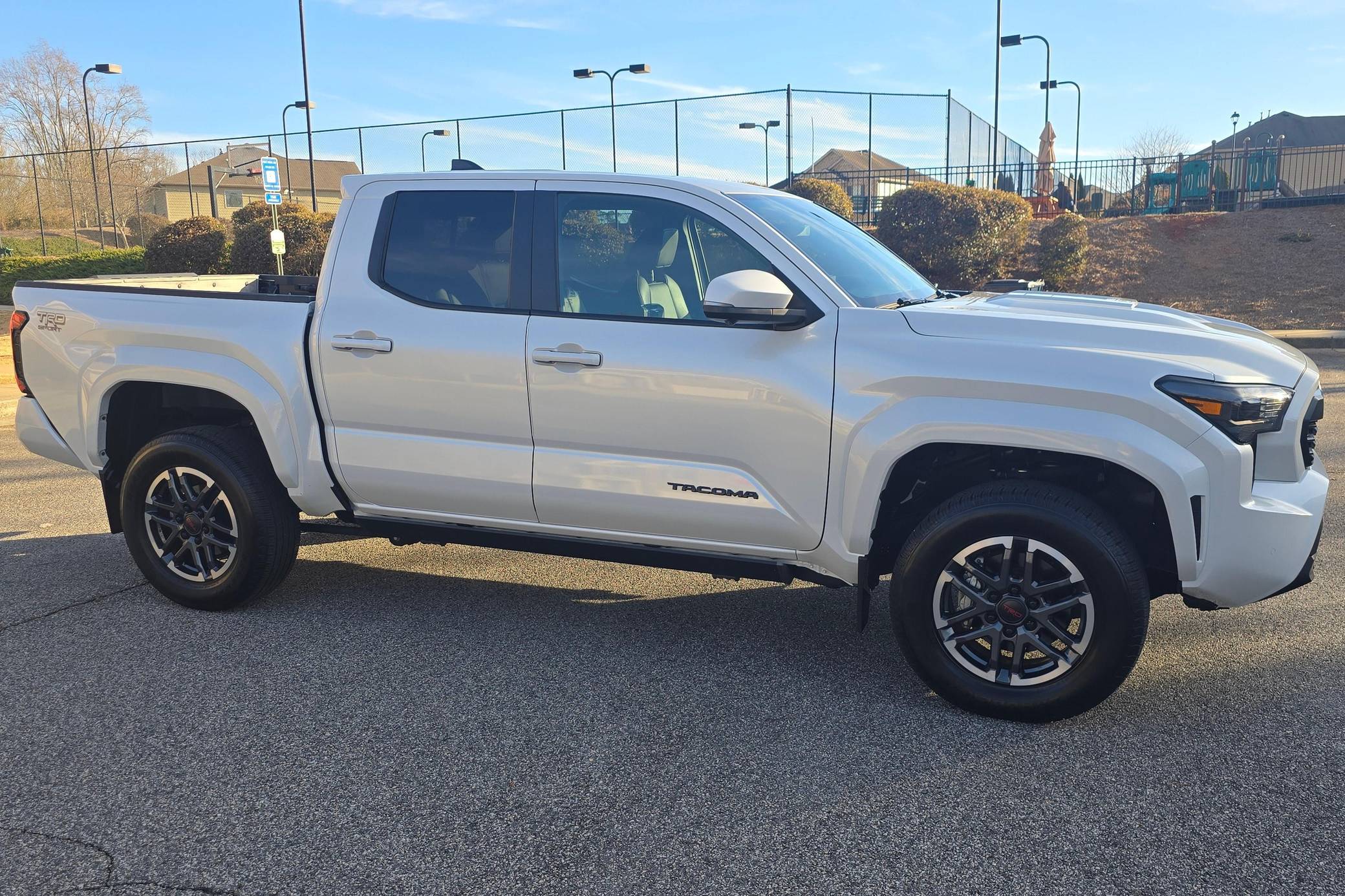 2024 Toyota Tacoma TRD Sport Double Cab 4x4 Exterior 3
