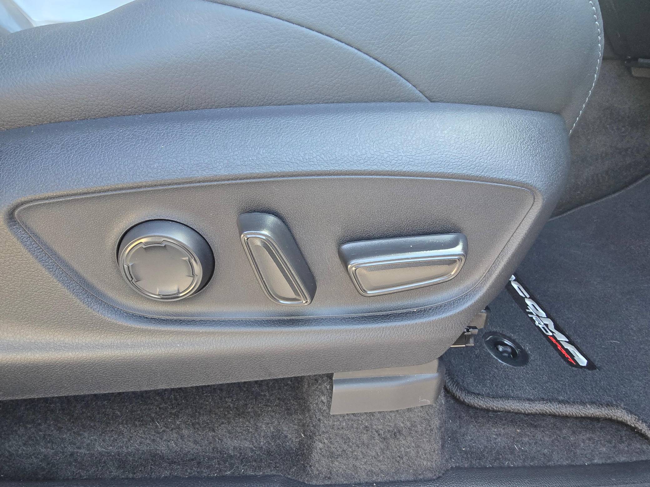2024 Toyota Tacoma TRD Sport Double Cab 4x4 Interior 8
