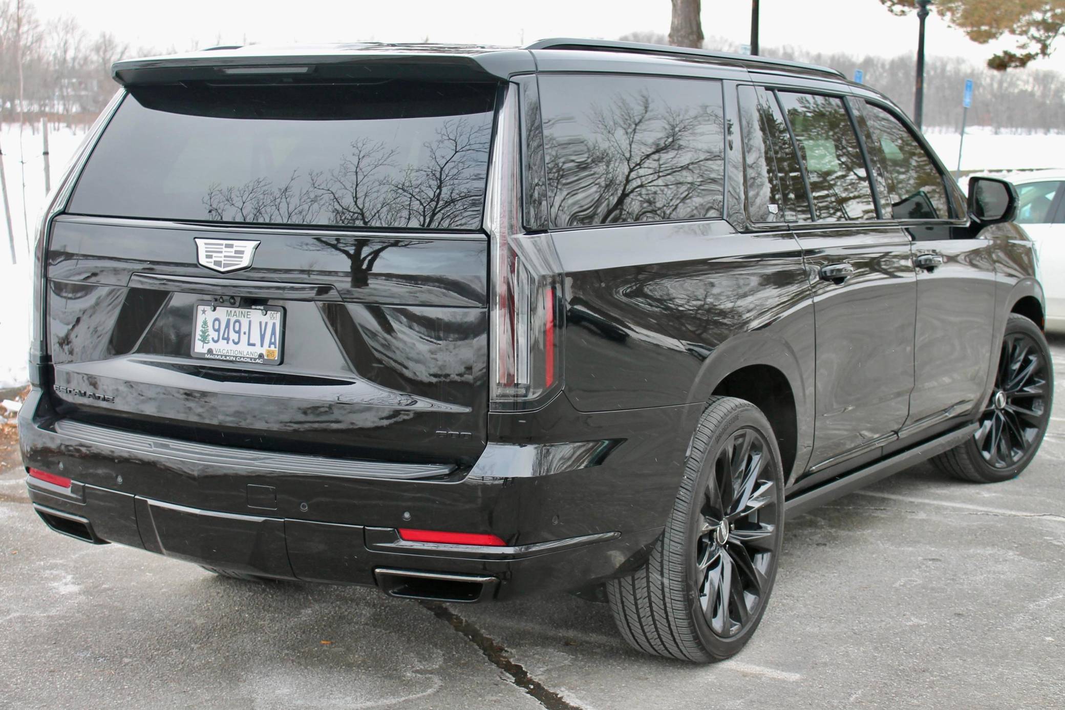 2025 Cadillac Escalade ESV 4WD Sport Platinum Exterior 4